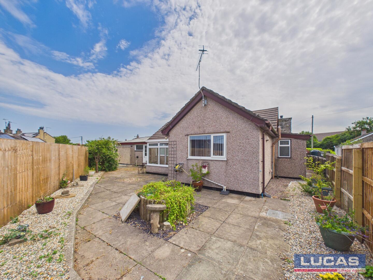 Garth Drive, Gaerwen